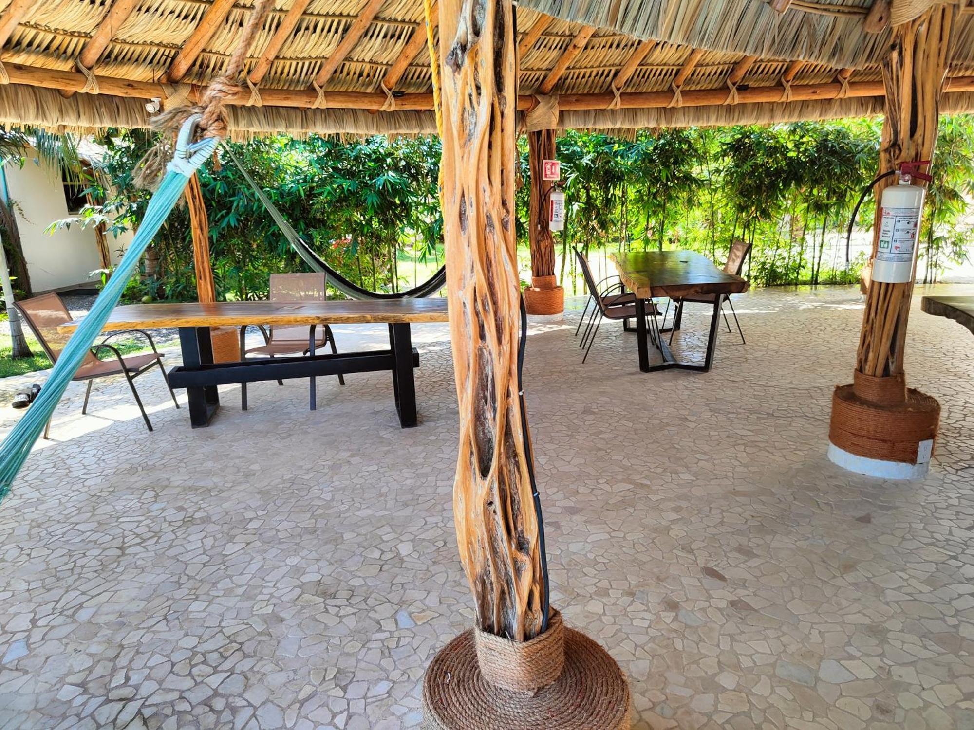 Ashly Loma Larga Hotell Acapulco Eksteriør bilde