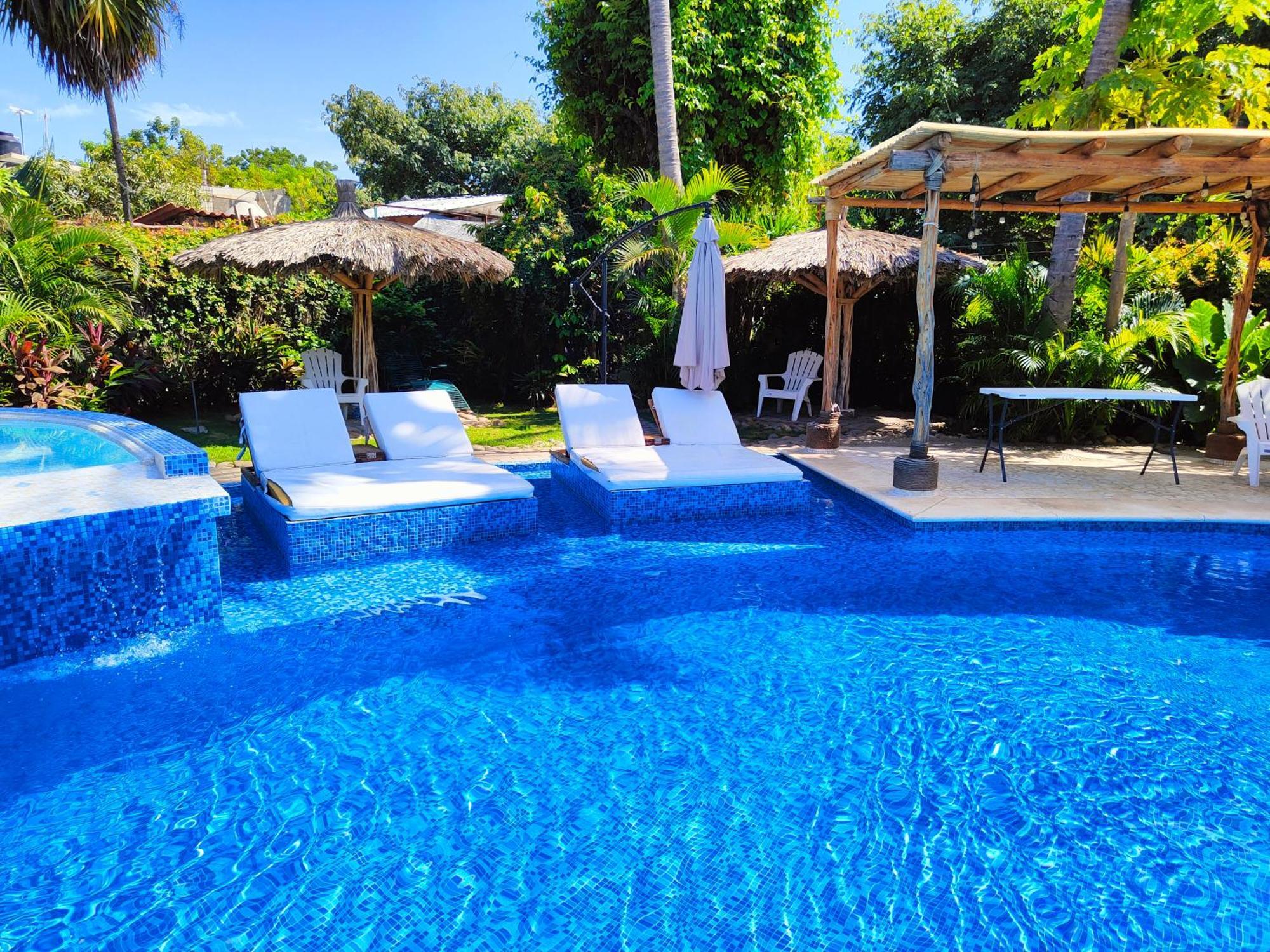 Ashly Loma Larga Hotell Acapulco Eksteriør bilde